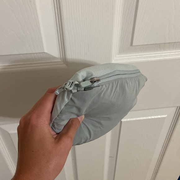 Lululemon Pack & Glyde Jacket - Picture 9 of 10